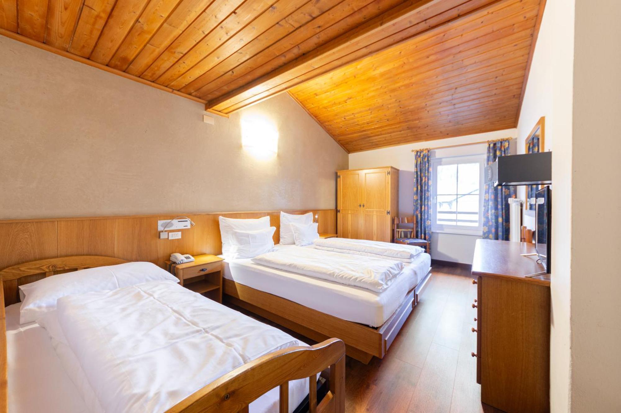 Hotel Stella โมเอนา ภายนอก รูปภาพ